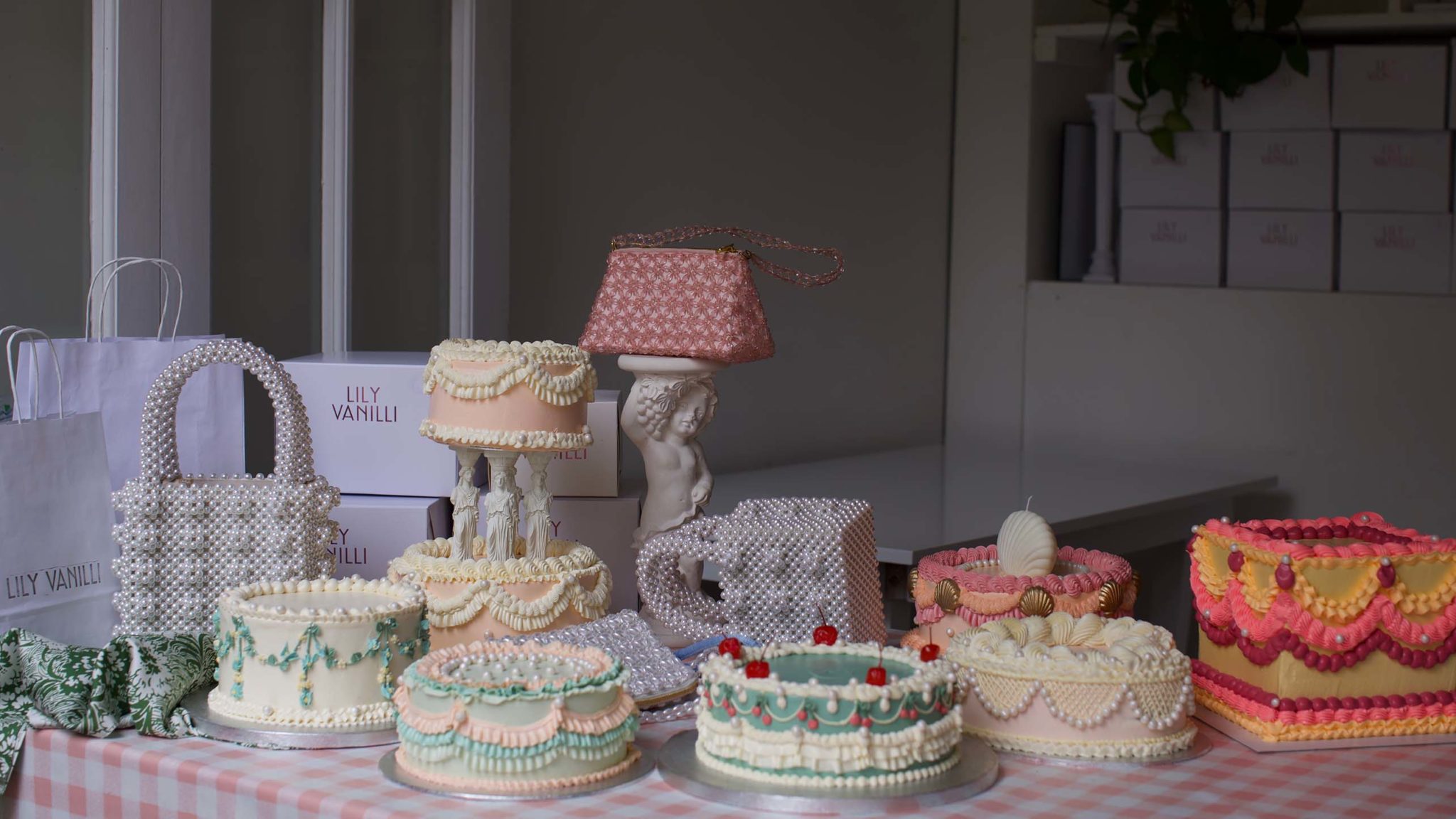 the-best-wedding-cake-makers-in-the-uk-the-wedding-edition